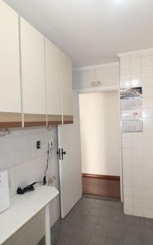 Apartamento para alugar com 64m², 2 quartos e 1 vagaCozinha