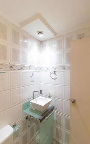 Apartamento para alugar com 50m², 2 quartos e 1 vaga Apartamento para alugar com 50m², 2 quartos e 1 vagaBanheiro