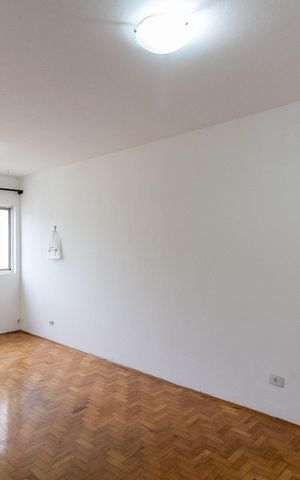 Apartamento à venda com 90m², 3 quartos e 1 vaga Apartamento à venda com 90m², 3 quartos e 1 vagaSala