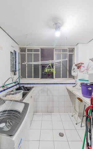 Apartamento para alugar com 146m², 3 quartos e 1 vagaÁrea de Serviço