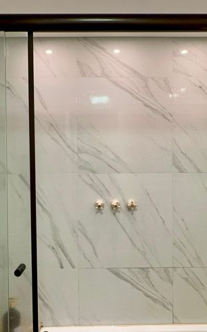 Apartamento à venda com 30m², 1 quarto e 1 vaga Apartamento à venda com 30m², 1 quarto e 1 vagaBanheiro da Suíte