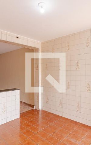 Casa à venda com 75m², 2 quartos e sem vaga