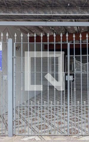Casa à venda com 75m², 2 quartos e sem vaga