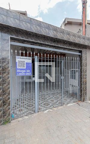 Casa à venda com 75m², 2 quartos e sem vaga