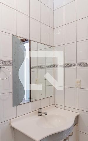 Casa à venda com 75m², 2 quartos e sem vaga