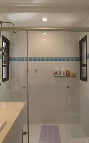 Apartamento para alugar com 210m², 3 quartos e 3 vagasBanheiro da Suíte 1