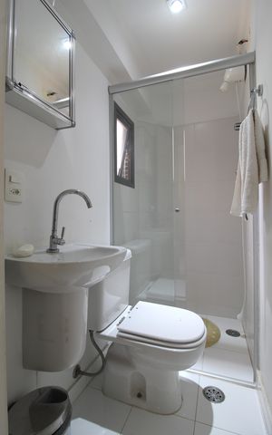 Apartamento para alugar com 210m², 3 quartos e 3 vagasBanheiro de Serviço