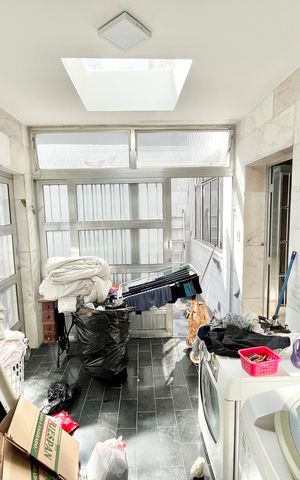 Casa à venda com 350m², 3 quartos e 4 vagas Casa à venda com 350m², 3 quartos e 4 vagasLavanderia
