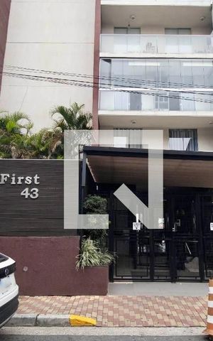 Studio para alugar com 38m², 1 quarto e 1 vaga Studio para alugar com 38m², 1 quarto e 1 vagaFachada