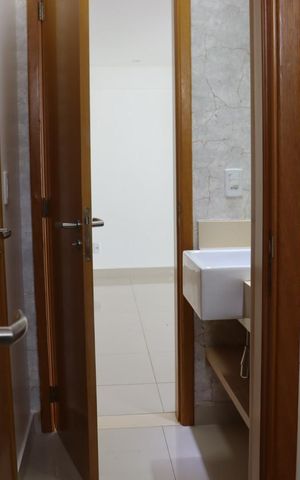 Apartamento para alugar com 100m², 3 quartos e 2 vagasBanheiro da suíte