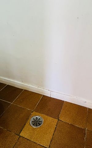 Casa à venda com 120m², 3 quartos e 4 vagas Casa à venda com 120m², 3 quartos e 4 vagasLavabo