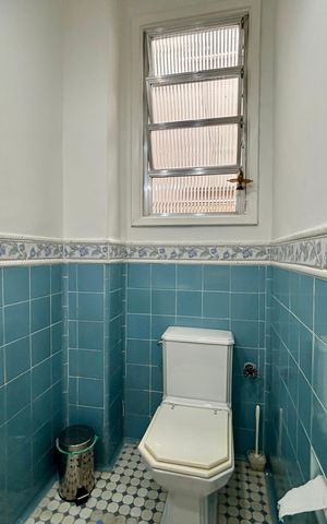 Apartamento à venda com 230m², 3 quartos e 1 vaga Apartamento à venda com 230m², 3 quartos e 1 vagaLavabo