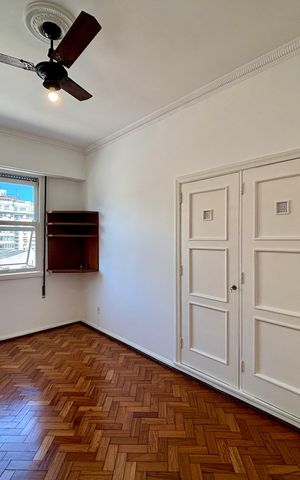 Apartamento à venda com 230m², 3 quartos e 1 vaga Apartamento à venda com 230m², 3 quartos e 1 vagaQuarto 2
