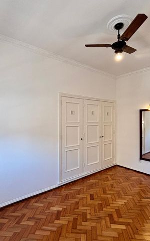 Apartamento à venda com 230m², 3 quartos e 1 vaga Apartamento à venda com 230m², 3 quartos e 1 vagaQuarto 2