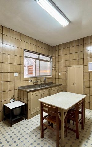 Apartamento à venda com 230m², 3 quartos e 1 vaga Apartamento à venda com 230m², 3 quartos e 1 vagaCozinha
