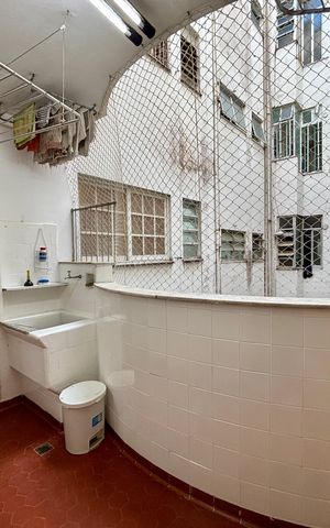 Apartamento à venda com 230m², 3 quartos e 1 vaga Apartamento à venda com 230m², 3 quartos e 1 vagaÁrea de Serviço