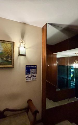 Apartamento à venda com 230m², 3 quartos e 1 vaga Apartamento à venda com 230m², 3 quartos e 1 vagaPlaca