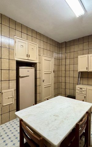 Apartamento à venda com 230m², 3 quartos e 1 vaga Apartamento à venda com 230m², 3 quartos e 1 vagaCozinha