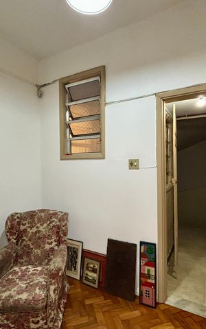Apartamento à venda com 230m², 3 quartos e 1 vaga Apartamento à venda com 230m², 3 quartos e 1 vagaQuarto de Serviço