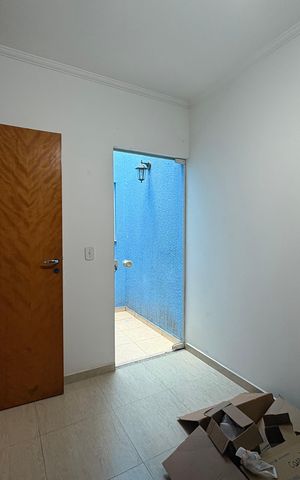 Casa à venda com 137m², 3 quartos e 2 vagas Casa à venda com 137m², 3 quartos e 2 vagasQuarto 1