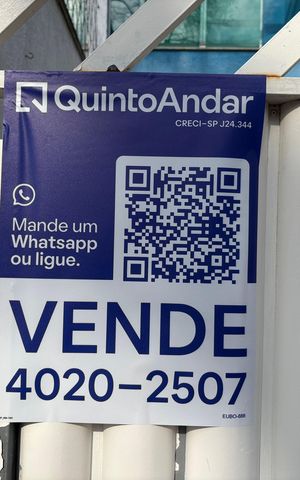 Casa à venda com 137m², 3 quartos e 2 vagas Casa à venda com 137m², 3 quartos e 2 vagasPlaquinha