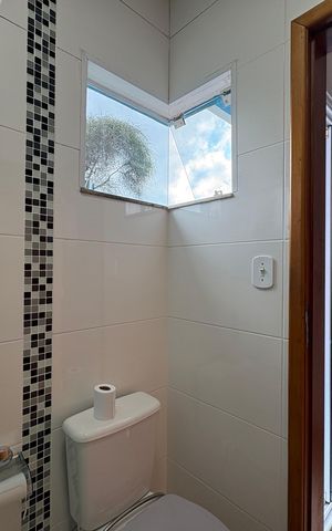 Casa à venda com 137m², 3 quartos e 2 vagas Casa à venda com 137m², 3 quartos e 2 vagasBanheiro da Suíte
