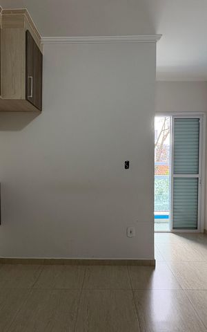 Casa à venda com 137m², 3 quartos e 2 vagas Casa à venda com 137m², 3 quartos e 2 vagasSuite