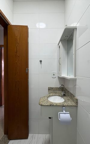 Casa à venda com 137m², 3 quartos e 2 vagas Casa à venda com 137m², 3 quartos e 2 vagasBanheiro