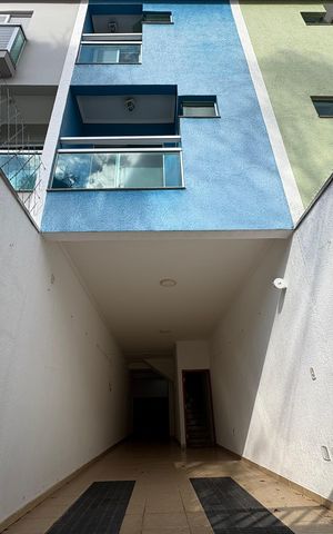 Casa à venda com 137m², 3 quartos e 2 vagas Casa à venda com 137m², 3 quartos e 2 vagasGaragem