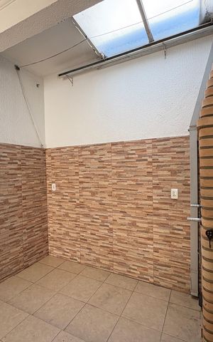 Casa à venda com 137m², 3 quartos e 2 vagas Casa à venda com 137m², 3 quartos e 2 vagasÁrea gourmet