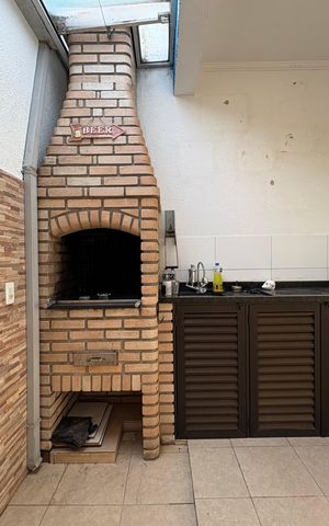 Casa à venda com 137m², 3 quartos e 2 vagas Casa à venda com 137m², 3 quartos e 2 vagasÁrea gourmet