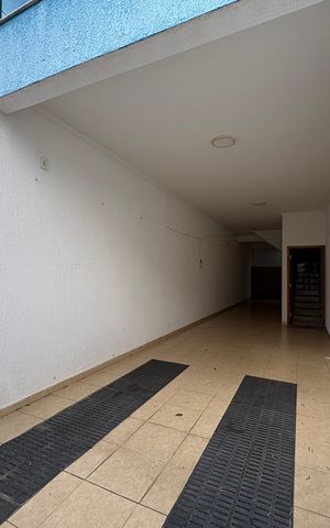 Casa à venda com 137m², 3 quartos e 2 vagas Casa à venda com 137m², 3 quartos e 2 vagasGaragem