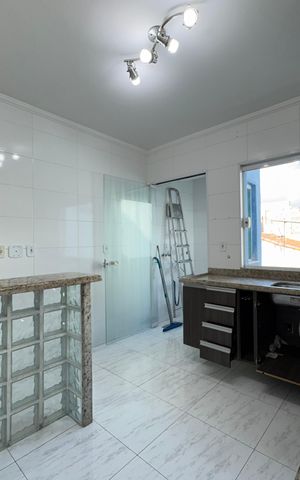Casa à venda com 137m², 3 quartos e 2 vagas Casa à venda com 137m², 3 quartos e 2 vagasCozinha