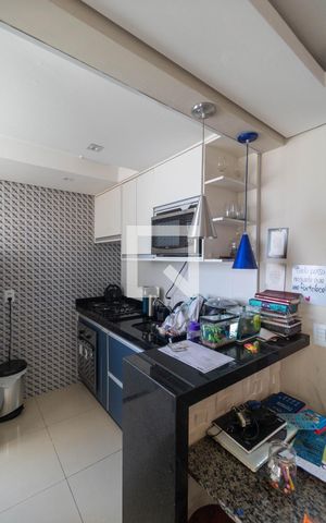 Apartamento à venda com 48m², 2 quartos e 1 vaga Apartamento à venda com 48m², 2 quartos e 1 vagaCozinha