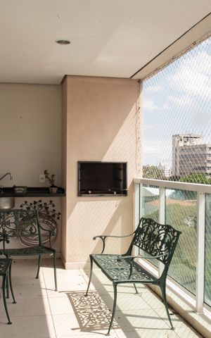 Apartamento à venda com 200m², 3 quartos e 3 vagasVaranda gourmet
