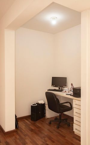 Apartamento à venda com 200m², 3 quartos e 3 vagasCorredor/Escritório