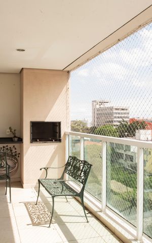 Apartamento à venda com 200m², 3 quartos e 3 vagasVaranda gourmet