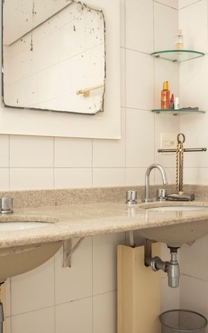 Apartamento à venda com 200m², 3 quartos e 3 vagasBanheiro da Suíte 1