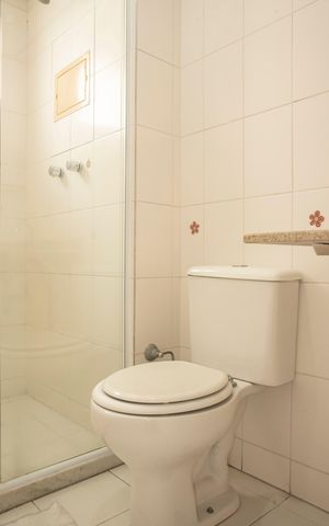 Apartamento à venda com 200m², 3 quartos e 3 vagasBanheiro da Suíte 2