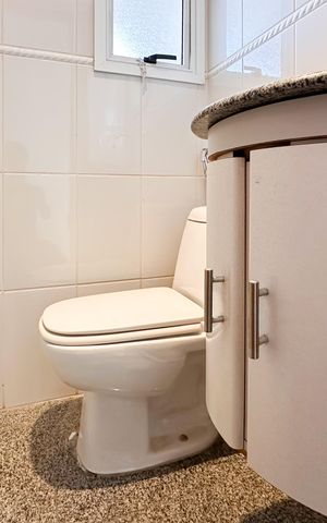 Apartamento à venda com 188m², 4 quartos e 3 vagas Apartamento à venda com 188m², 4 quartos e 3 vagasLavabo