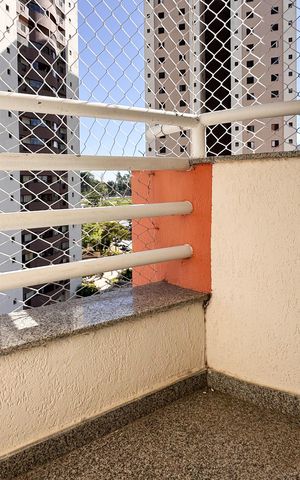 Apartamento à venda com 188m², 4 quartos e 3 vagas Apartamento à venda com 188m², 4 quartos e 3 vagasSacada da Suíte 3