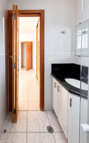 Apartamento à venda com 188m², 4 quartos e 3 vagas Apartamento à venda com 188m², 4 quartos e 3 vagasBanheiro da Suíte 3