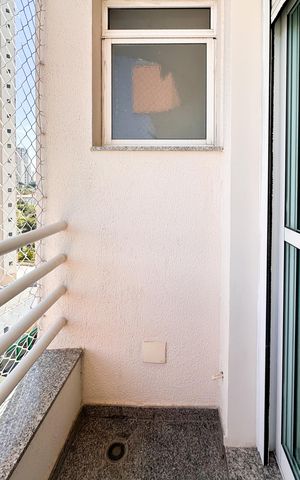 Apartamento à venda com 188m², 4 quartos e 3 vagas Apartamento à venda com 188m², 4 quartos e 3 vagasSacada da Suíte 4