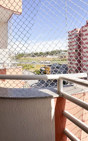Apartamento à venda com 188m², 4 quartos e 3 vagas Apartamento à venda com 188m², 4 quartos e 3 vagasSacada da Suíte 4