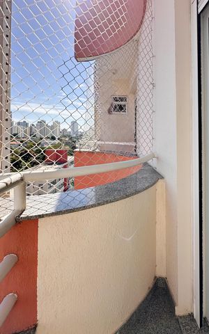 Apartamento à venda com 188m², 4 quartos e 3 vagas Apartamento à venda com 188m², 4 quartos e 3 vagasSacada da Suíte 3