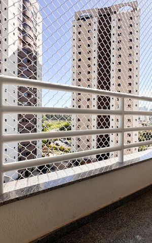 Apartamento à venda com 188m², 4 quartos e 3 vagas Apartamento à venda com 188m², 4 quartos e 3 vagasSacada da Suíte 2