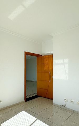 Apartamento à venda com 188m², 4 quartos e 3 vagas Apartamento à venda com 188m², 4 quartos e 3 vagasSuíte 1