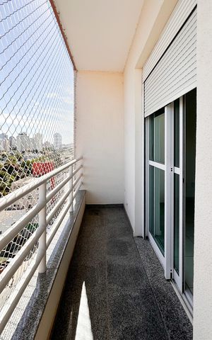 Apartamento à venda com 188m², 4 quartos e 3 vagas Apartamento à venda com 188m², 4 quartos e 3 vagasSacada da Suíte 2