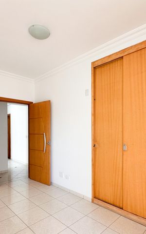 Apartamento à venda com 188m², 4 quartos e 3 vagas Apartamento à venda com 188m², 4 quartos e 3 vagasSuíte 3