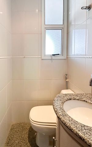 Apartamento à venda com 188m², 4 quartos e 3 vagas Apartamento à venda com 188m², 4 quartos e 3 vagasLavabo